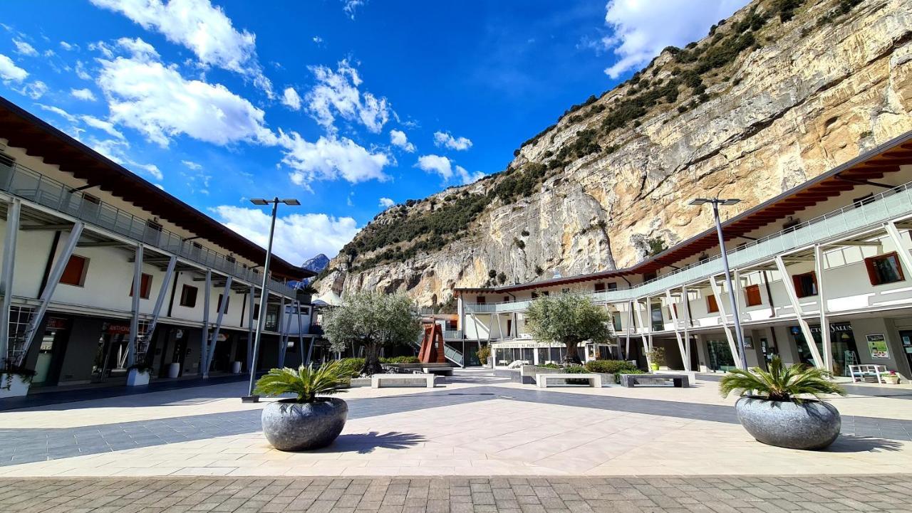 Garda Lake Aloha Apartments Torbole Sul Garda Exterior foto