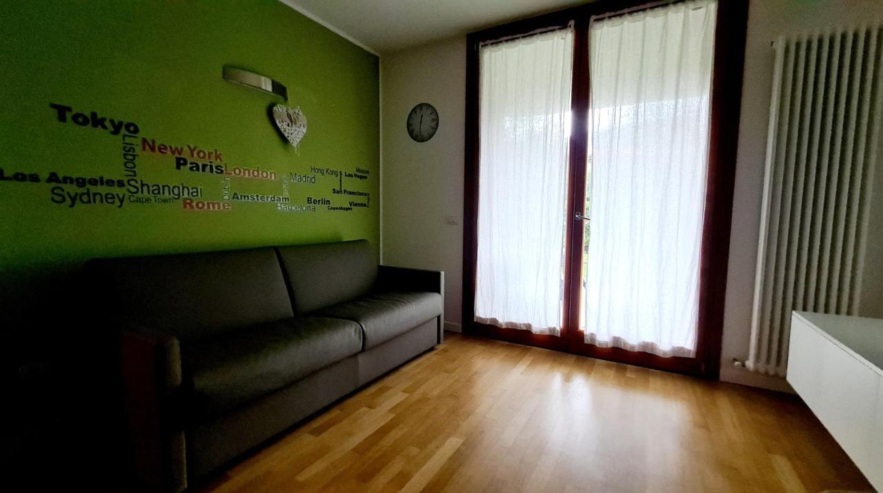 Garda Lake Aloha Apartments Torbole Sul Garda Exterior foto